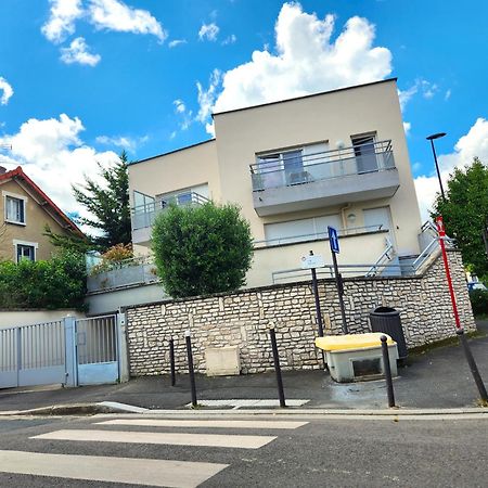 Superbe Appartement ,Proche De Paris, Dans Residence Privee , Ideal Familles, Parking Et Wifi Gratuits! ! ! Vitry-sur-Seine Eksteriør bilde