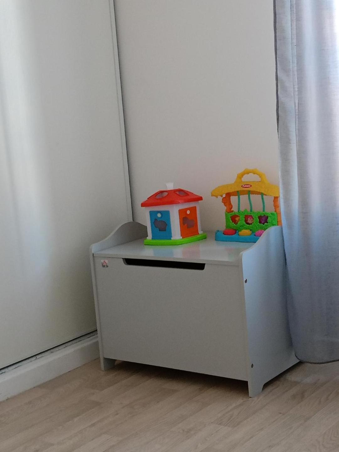 Superbe Appartement ,Proche De Paris, Dans Residence Privee , Ideal Familles, Parking Et Wifi Gratuits! ! ! Vitry-sur-Seine Eksteriør bilde