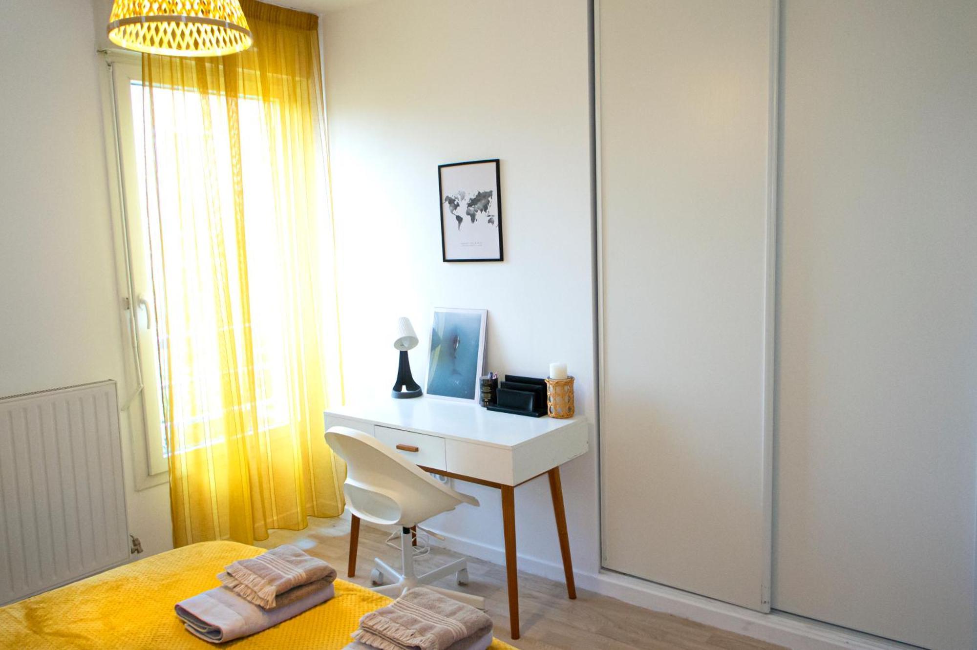 Superbe Appartement ,Proche De Paris, Dans Residence Privee , Ideal Familles, Parking Et Wifi Gratuits! ! ! Vitry-sur-Seine Eksteriør bilde